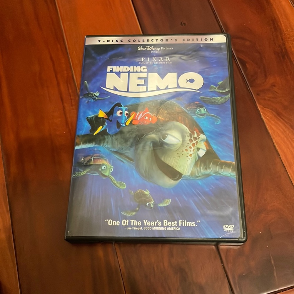 Pre Owned 2 Disc Collector’s Edition Disney’s Finding Nemo